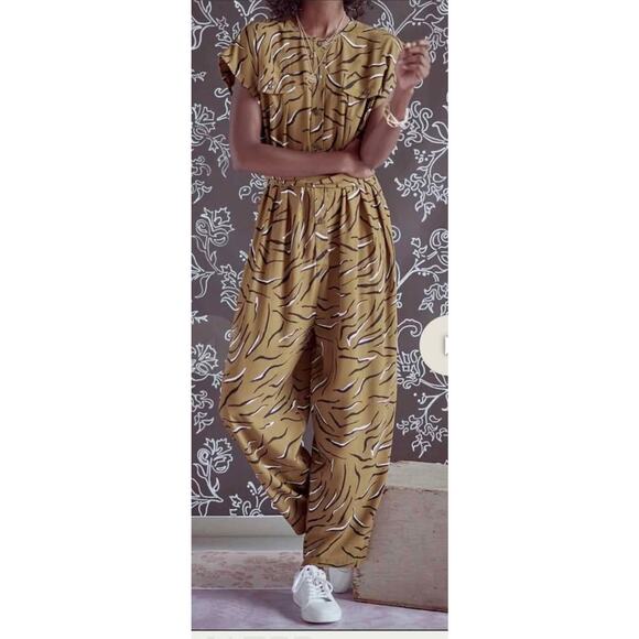 Corey Lynn Calter “Cody” Tiger Print Jumpsuit – Bold & Chic One-Piece SMALL - Picture 1 of 7